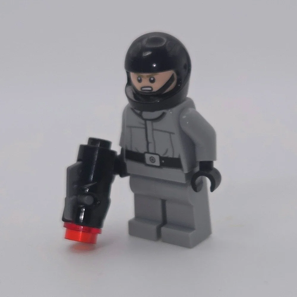 LEGO Star Wars Imperial AT-ST Pilot minifigure Crew Fig